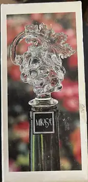 Mikasa Fruit Collection Grapes Bottle Stopper Austrian Crystal NIB