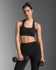 Form Racerback Medium Impact Bra, 2XU, M, Black/Black, Female