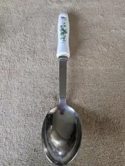 CORELLE CALLAWAY SERVING SPOON GENTLY USED 13 INCHES LONG FREE USA SHIPPING