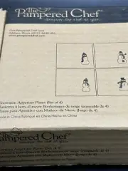 Pampered Chef 2819 Snowmen Appetizer Plates 6" Square Glass Set of 4 New in Box