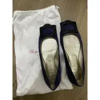 在飛比找蝦皮購物優惠-roger vivier 藍色平底 黑框 已加底 RV Go