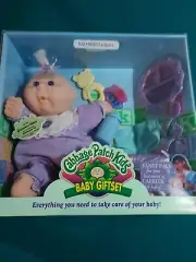 Cabbage Patch Kids Baby Giftset Walmart Special Edition Chandra Esme Vintage 98