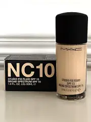 NIB MAC NC10 Studio Fix Fluid VERY FAIR BEIGE SPF 15 Foundation