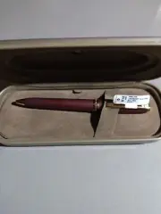 NEW - Sheaffer Prelude Cranberry Gold/Trim Ballpen Circa 2000's RRP $74.95