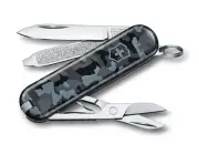 VICTORINOX SWISS ARMY CLASSIC NAVY CAMOUFLAGE POCKET KNIFE (35919) BRAND NEW