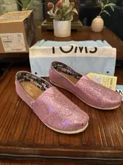 TOMS Big Girl’s 6 Youth / Women 8 classic Shoes Pink Glitter Sparkle Shoes New