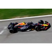 Minichamps 1:18 Oracle Red Bull Racing RB20 Sergio Perez 2024