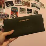 全新正品MICHAEL KORS 側拉長夾 橄欖綠