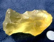 Libyan Desert Glass Meteorite Tektite impact specimen ( 550 ct)Dimples Top AAA+