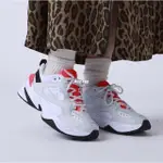 代購 NIKE M2K TEKNO 白黑橘 黑底 休閒運動百搭慢跑鞋 AO3108-401男女鞋