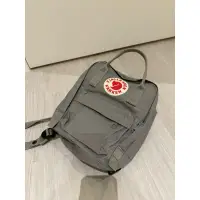 在飛比找蝦皮購物優惠-Fjallraven Kanken mini 小狐狸 北極狐