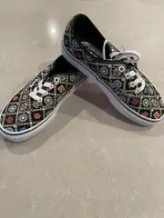Size 7 - VANS Authentic Dia De Los Muertos, Glow in the dark, Unisex
