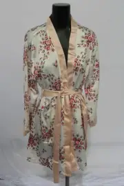 Morgan Lane X FabFitFun Women's Allie Kimono Floral Robe CL8 White Small/Medium