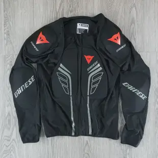 DAINESE 丹尼斯摩托車騎士透氣吸汗護甲衣 防摔衣 賽車服 越野滑雪盔甲護具防摔衣