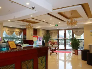 青皮樹徐州高鐵站和平大道萬達廣場酒店Vatica Yangzhou Wanda Plaza Hotel