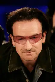 Bono accepts the O2 Silver Clef Lifetime Achieve Award for U2 Nord- Old Photo 9