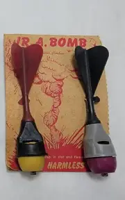 JR. A BOMP CAP GRENADE ROCKET SPACE TOY 1950S PALMER PLASTICS ON ORIGINAL CARD