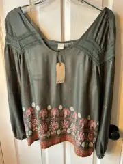Roxy Womens Boho Top L/XL Green Aztec Blouse LongSleeve Pullover Deep Vneck NWT