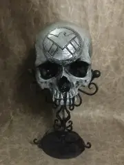 Shield Carved Real Human Skull RESIN REPLICA Zane Wylie - Captain America