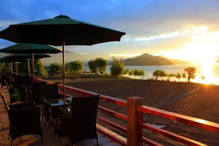 瀘沽湖雲旅觀湖客棧Lugu Lake Cloud Lake View lnn