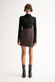 Arna Mini Skirt Chocolate Size 8 | Elka Collective