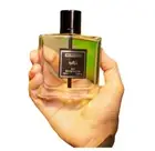 Gold Perfume With The Scent Of Oud Musk Patchouli Very Heavy Fragrant 100 Ml