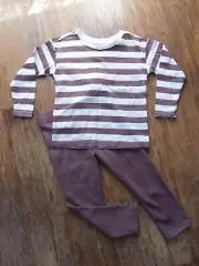 GIRL'S TOP & LEGGINGS SIZE 3