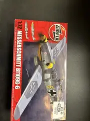 AIRFIX MODEL KIT #AO2013 " ILUSHIN STURMOVIK " 1:72 SCALE - 100% COMPLETE