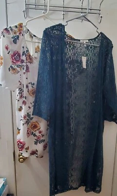 Maurices Plus Size 0 Duster And Blouse Top Lightweight Flowy Flowers NWT