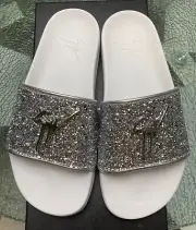 BNIB GIUSEPPE ZANOTTI POOL SLIDES SIZE (9 WOMENS / 7 MENS)