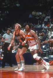 Kent Benson Milwaukee Bucks fights for position with Wes Unseld Wa- Old Photo 1