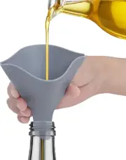 Fan-Shaped Silicone Funnel for Filling Bottles Collapsible Kitchen Use Foldable