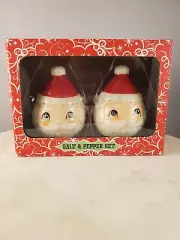 Johanna Parker Designs Santa Clause Salt And Pepper Shakers 1