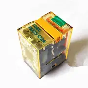 IDEC RU2S-D24 Relay Plug-In DPDT 10A 24VDC New #