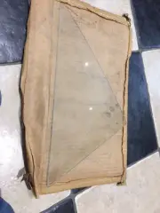 Genuine Ford Escort Mk3,Mk4 Right Rear Door Fixed Vent Window (non Tinted) NOS