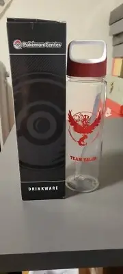 Authentic Pokemon Center Pokémon GO Team Valor 27 oz. Water Bottle NEW