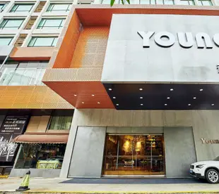 湛江遠揚YOUNG咖啡主題酒店Young Hotel