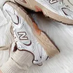 代購 NIKO AND X NEW BALANCE 530白棕焦糖 咖啡色 運動休閒鞋 男女慢跑鞋 情侶鞋