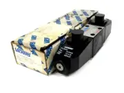 NEW VICKERS KDG4V-3-2C28S-Z-M-U-H7-20 SOLENOID VALVE KDG4V32C28SZMUH720