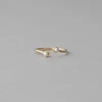 在飛比找momo購物網優惠-【ete】K10YG 層疊擁抱珍珠開口戒指(金色)