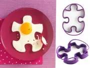 Mastrad Purple Jigsaw Silicone Egg Shaper / Pancake Ring - Set of 2