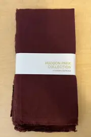 NEW Hudson Park Collection Set of 4 Fringe Edge Linen Napkins Burgundy