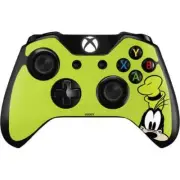 Mickey & Friends Xbox One Controller Skin - Goofy Up Close