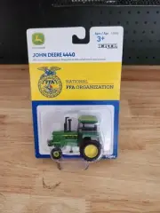 1/64 Scale John Deere 4440 Tractor With Cab FFA Organization Ertl Die-Cast