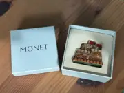 NIB 1990'S MONET SAND CASTLE ENAMEL TRINKET BOX RETIRED