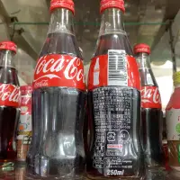 在飛比找蝦皮購物優惠-「現貨」二手全新 日本進口 可口可樂COCACOLA 限量玻