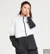 在飛比找Yahoo!奇摩拍賣優惠-【Fashion™潮牌購】NIKE NSW 連帽 防風 風衣