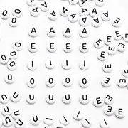 500Pcs Acrylic Letter Beads 7x4mm Alphabet Beads for Jewelry Making Vowel Letter A E I O U Beads for Bracelets Making Necklaces DIY
