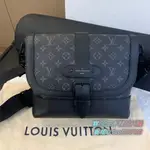 LV 路易威登 M45911 SAUMUR 黑花 翻蓋 磁扣 信差包 郵差包 男士