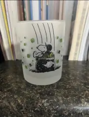 Peanuts St. Patricks Snoopy Frosted Cup